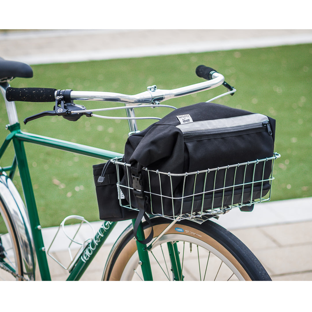 wald 157 front giant delivery bicycle basket (21 x 15 x 9, Black) W157GB this heavy duty steel rack is built to withstand anything you can bear to carry on your handlebars Wald Giant Delivery Front Basket