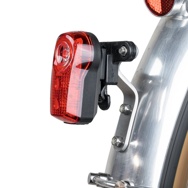 Spanninga NR 9 XD LED Dynamo Taillight For Bicycles - Fender Mount, 6V